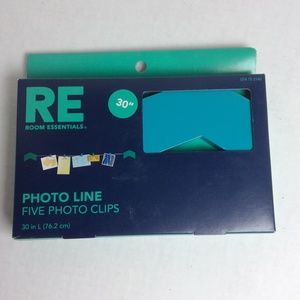 RE Room Essentials Chevron 30" Long Photo Line Five Photo Clips Dorm Room